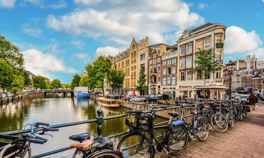 Amsterdam bikes canals