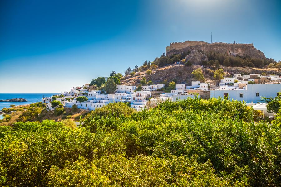 Visit the Acropolis of Lindos in Rhodes
